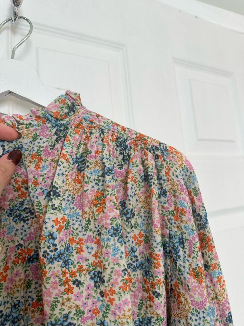 Doen Rose Lady Bird Cream Ruffle-Neck Batwing Blouse - Picture 4 of 7